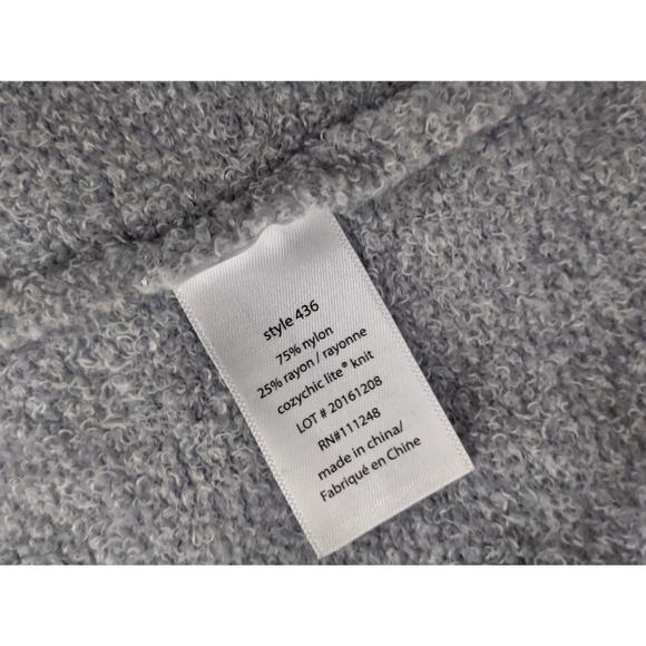 Barefoot Dreams Cozy Chic Lite Blue Grey Island Wrap - Picture 4 of 5